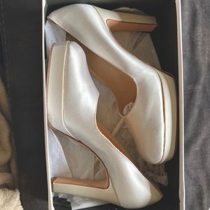 Vera Wang